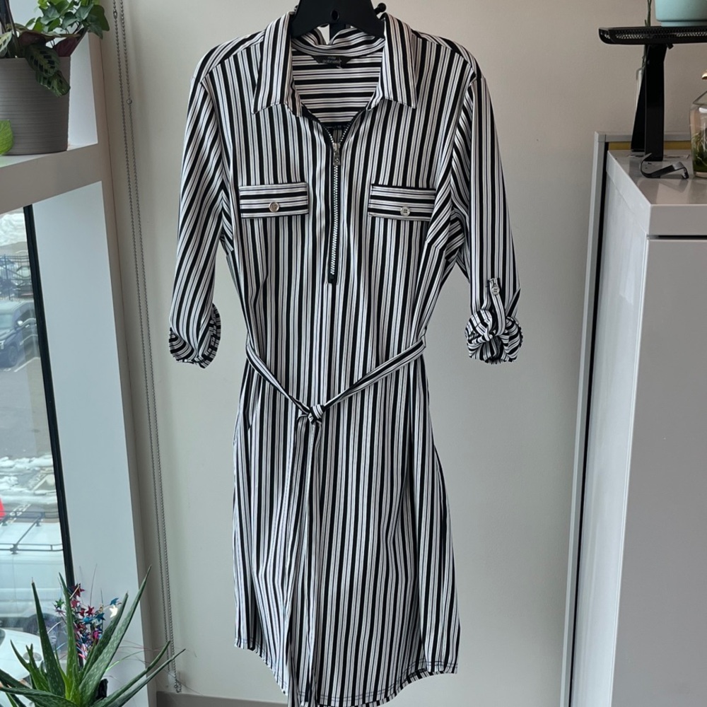 Mlle Gabrielle Black and White Striped Long Sleeve Dress Size M